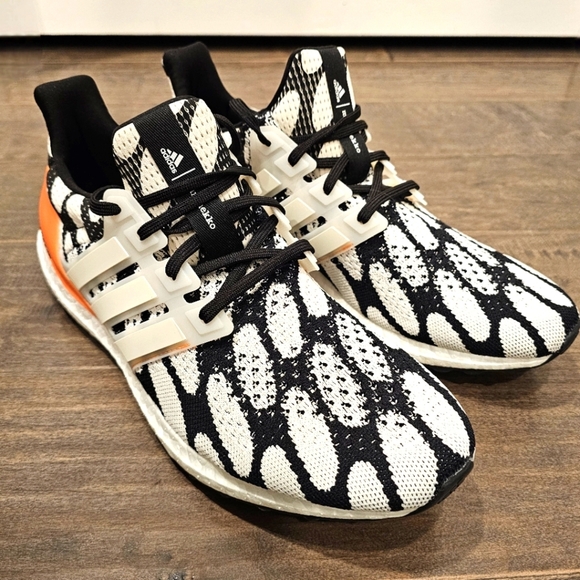 New Adidas Women's ULTRABOOST 1.0 x MARIMEKKO Dot Black/White (NWOT) - Picture 6 of 10